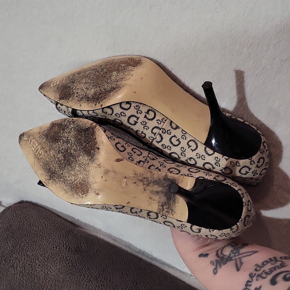 Guess Heels 👠 - Picture 9 of 11